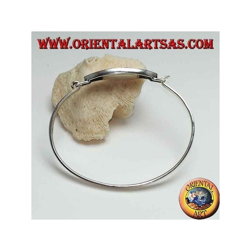 Bracciale rigido in argento con intaglio floreale ed Madreperla rettangolare sottostante