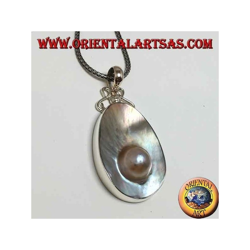 Pendant with Pearl on Mother Shell in Silver 925