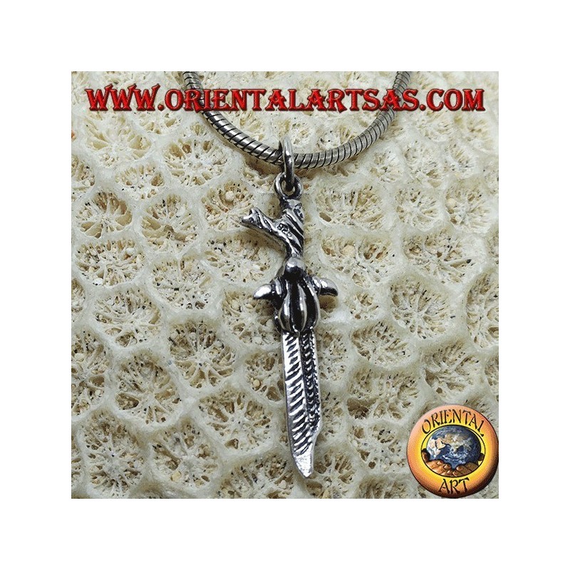 Pendentif celtique en argent avec poignée incurvée