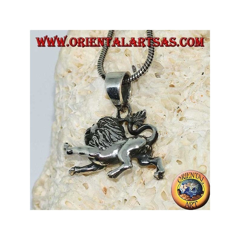 Pendant in 925 ‰ silver in the shape of a lion
