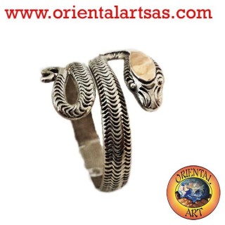 	serpente con testa oro