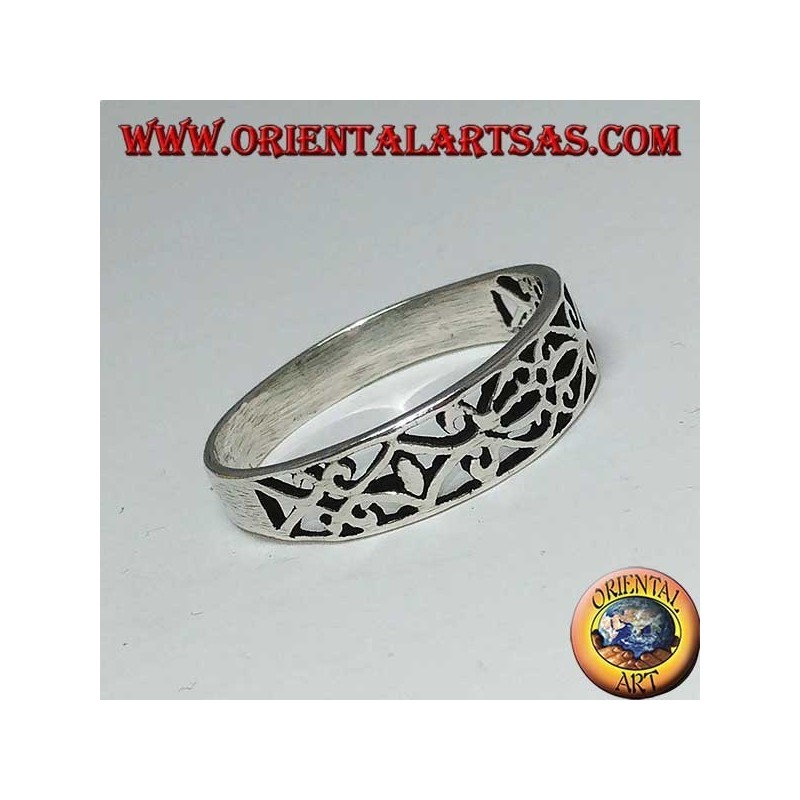 Sterling Silber Ring mit floralen Laubsägearbeiten