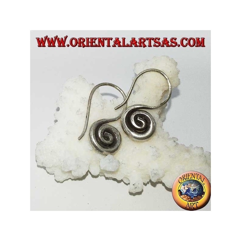 Pendientes de gancho en espiral de plata hechos a mano Karen (pequeño)
