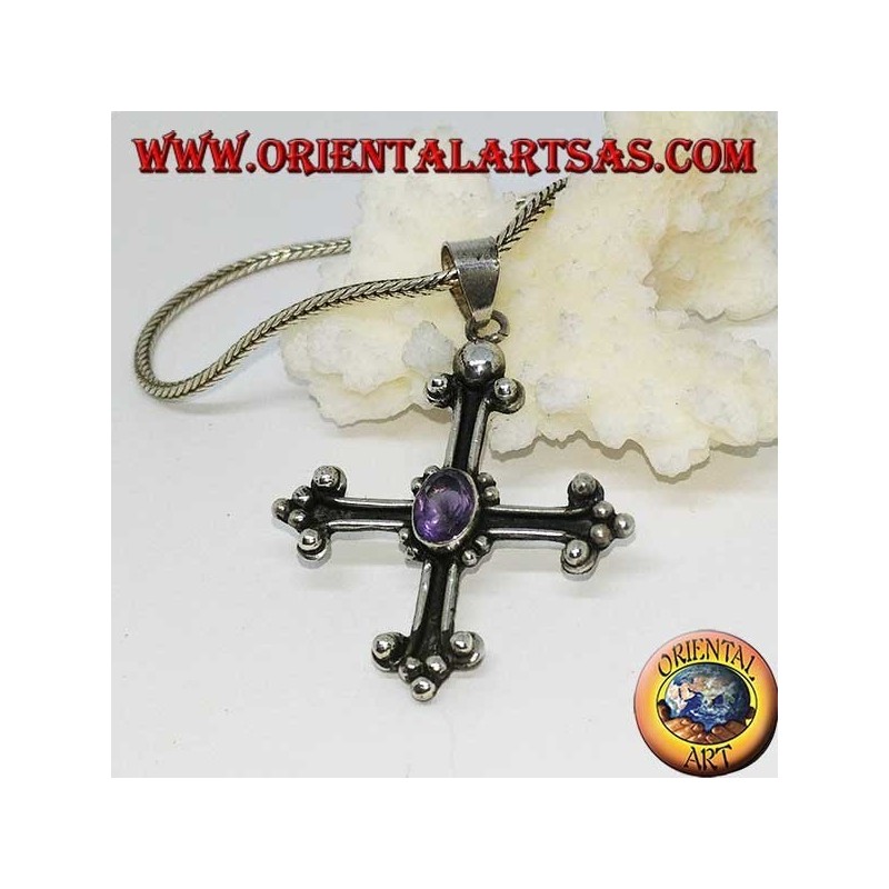 Silberanhänger, kreuzverankert mit facettiertem ovalem Amethyst