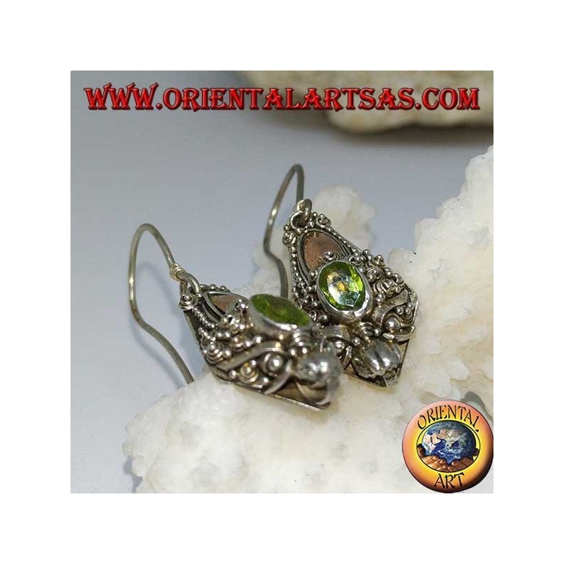 Orecchini in argento testa di drago con peridoto incastonata e lamine in oro