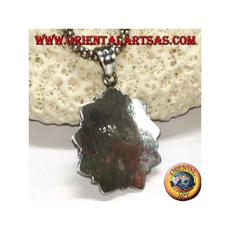 Pendentif en argent avec labradorite ovale et bord ciselé