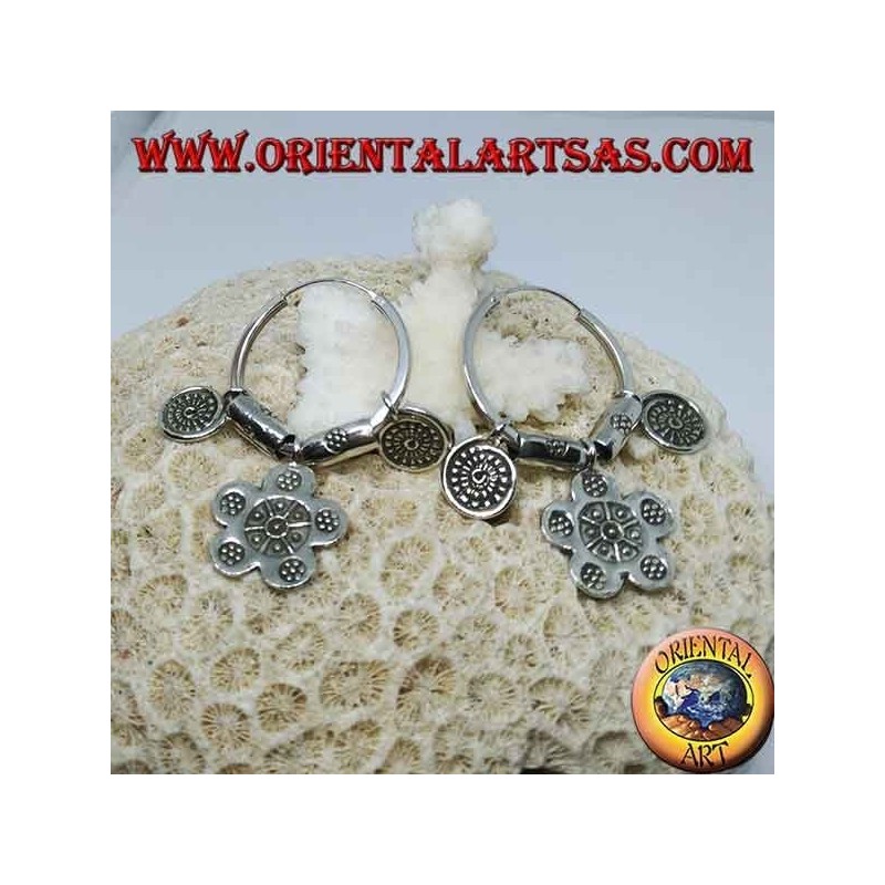 Orecchini in argento a cerchio tribali (Karen) con pendenti