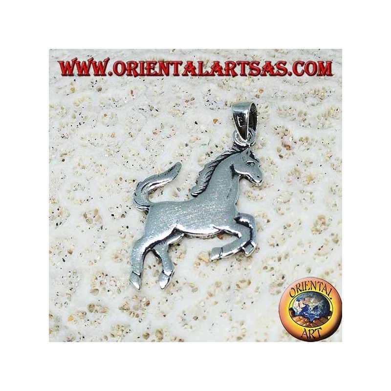 Pendentif en argent symbole du cheval rampant Ferrari (à plat)
