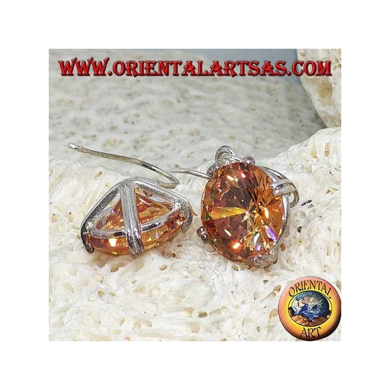 Silver pendant earring with natural round faceted Champagne zircon