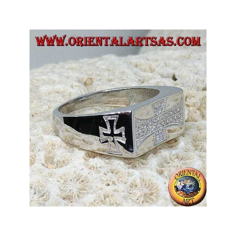 Silver ring, Templar cross with zircons and crosses engraved on the sides