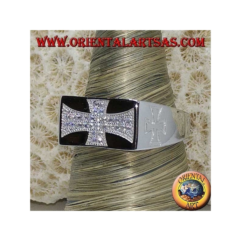 Silver ring, Templar cross with zircons and crosses engraved on the sides
