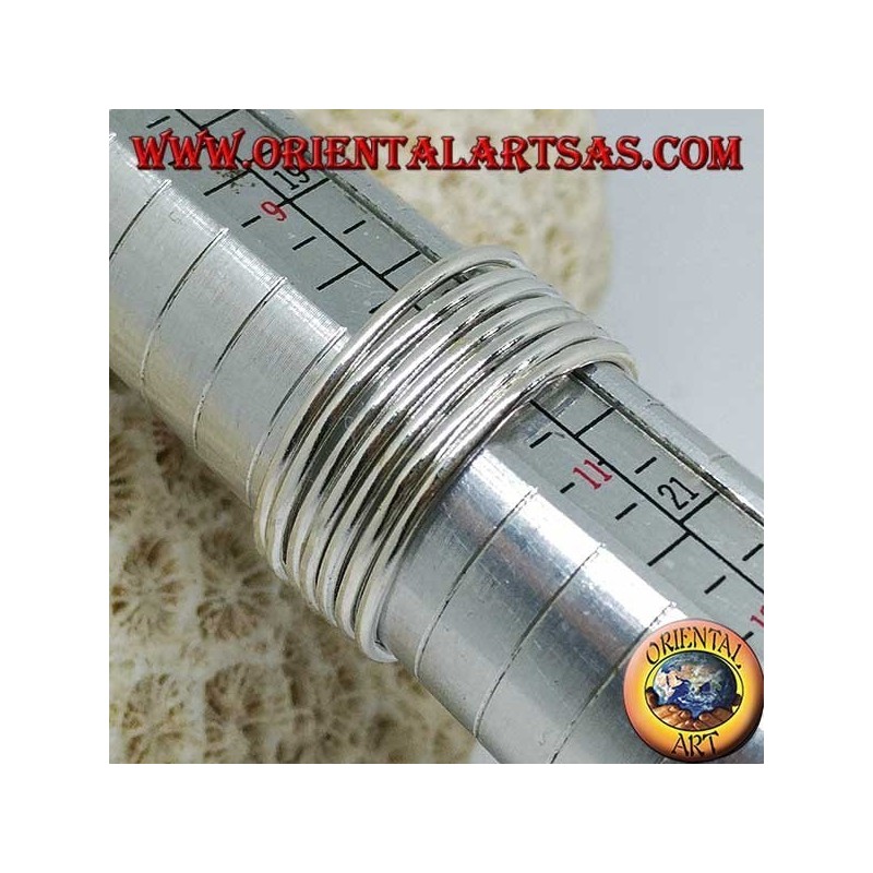 Silberring mit sieben parallelen Drahtringen