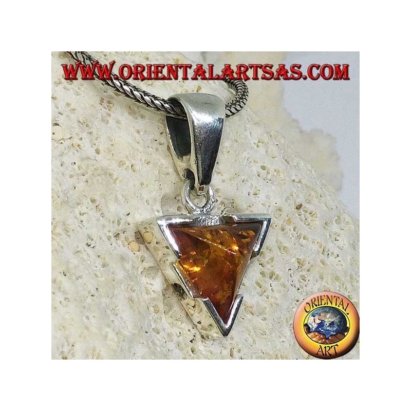 Ciondolo in argento triangolare con ambra naturale triangolare