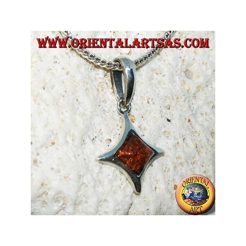 Pendentif en argent en forme de diamant à côtés convexes avec ambre carré