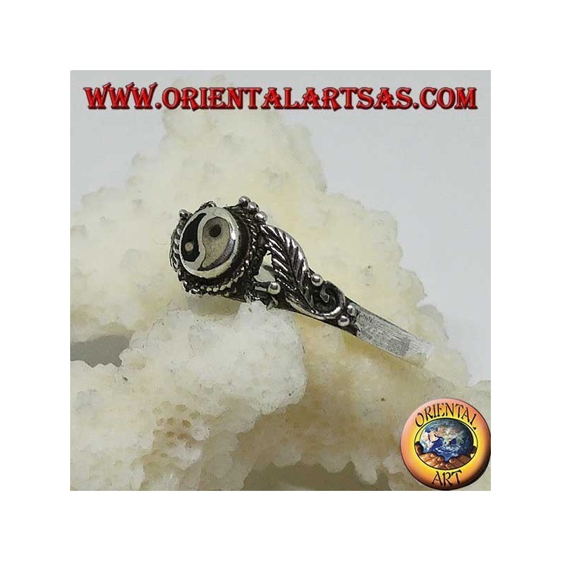 Anello in argento yin yang Tao (Piccolo) con foglie sui lati