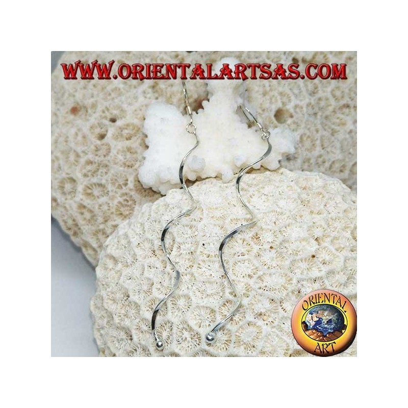 Pendientes de plata, colgantes largos con espiral helicoidal.