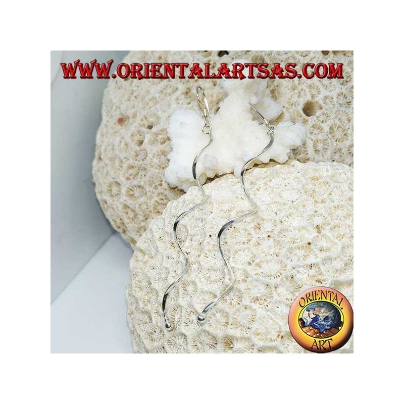 Pendientes de plata, colgantes largos con espiral helicoidal.