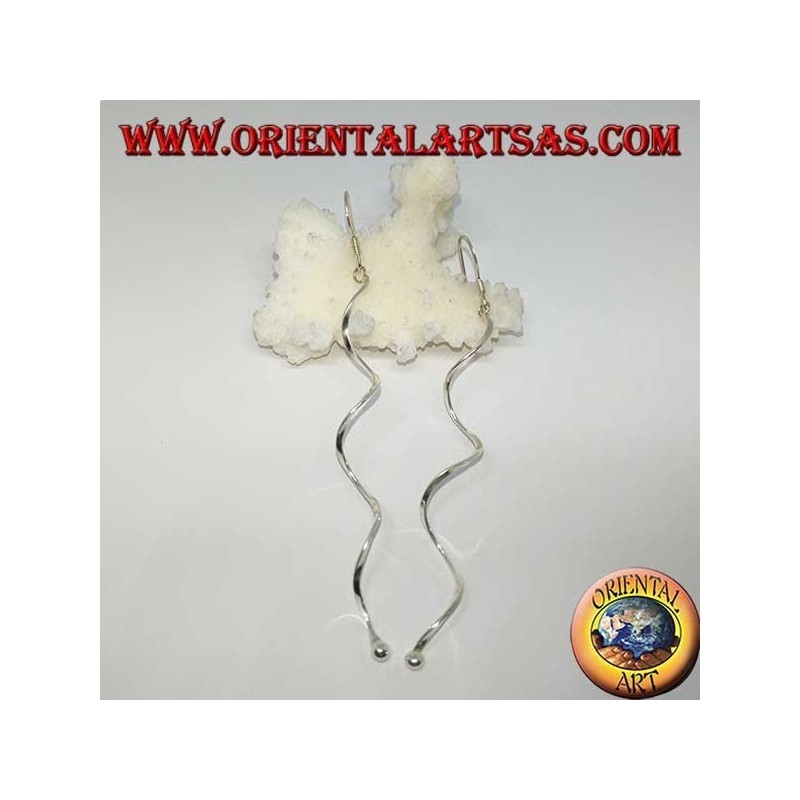 Pendientes de plata, colgantes largos con espiral helicoidal.