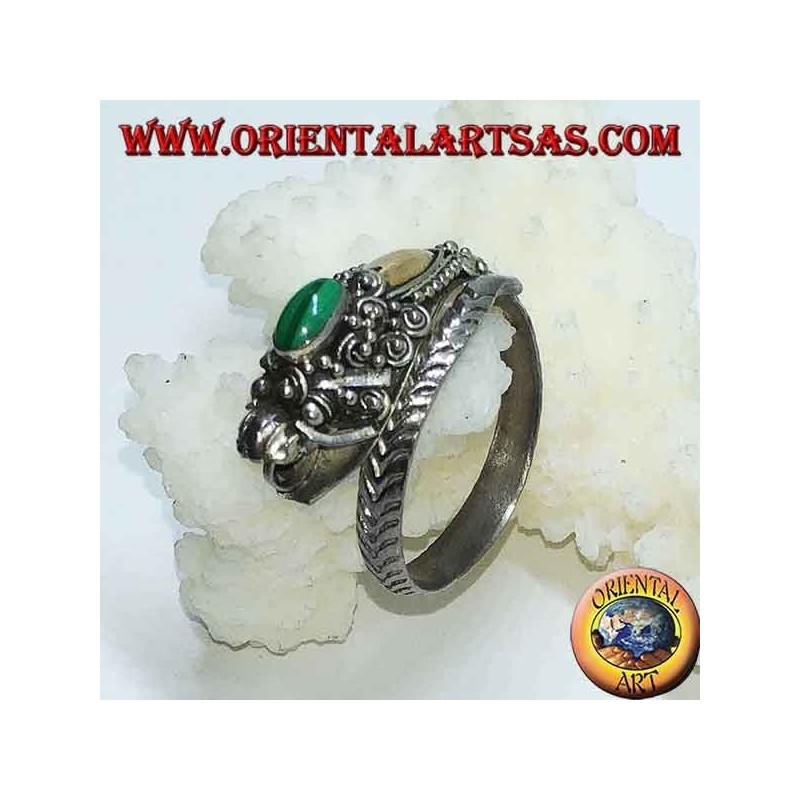 Anillo de plata con cabeza de dragón con pan de oro y malaquita ovalada, ajustable
