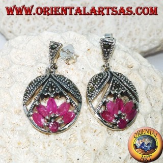 Boucles d'oreilles en argent avec fleur de lotus avec 5 rubis navette et 1 tour