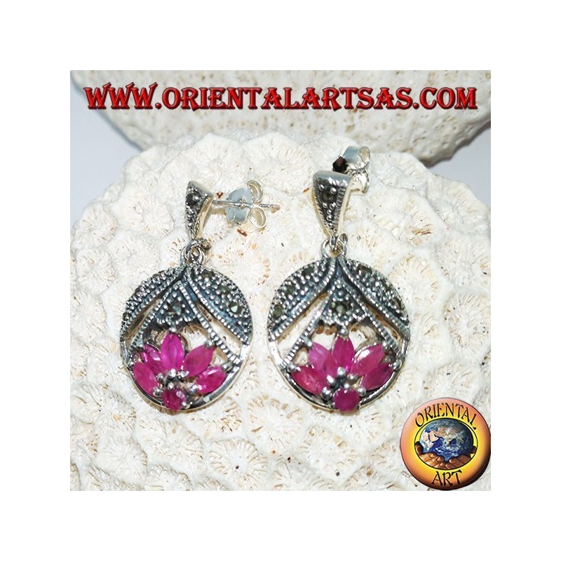 Boucles d'oreilles en argent avec fleur de lotus avec 5 rubis navette et 1 tour