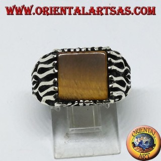 Bague en argent avec décorations de flammes et oeil de tigre carré (à plat)