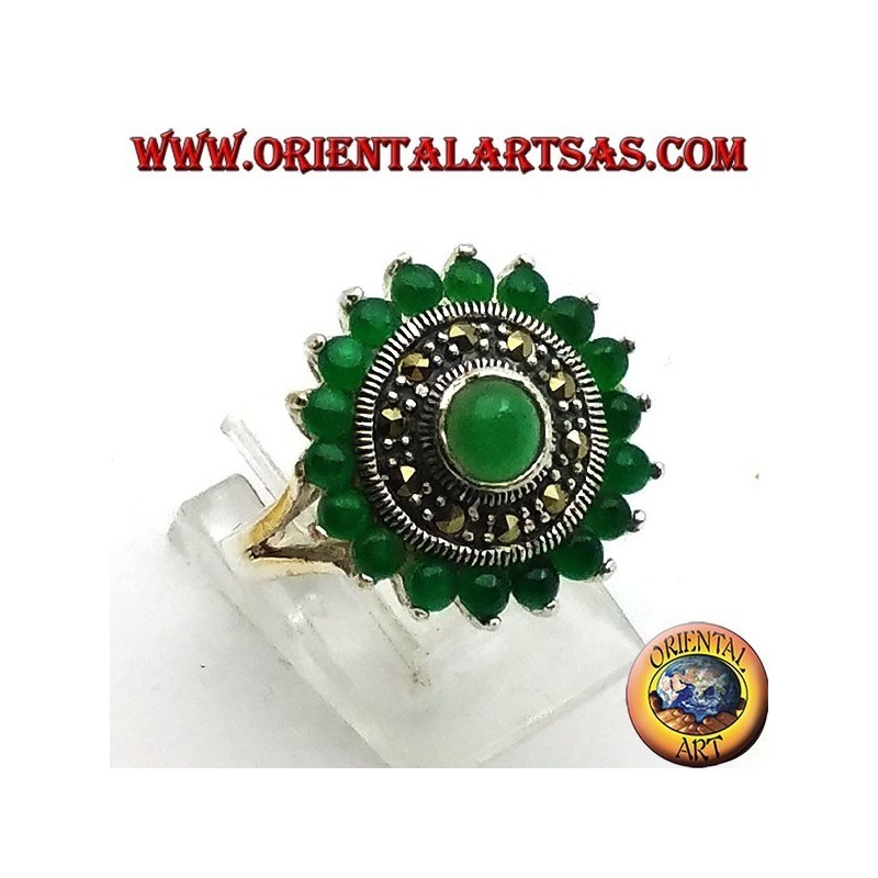 Anillo redondo de plata con 18 + 1 ágata verde redonda y marcasitas