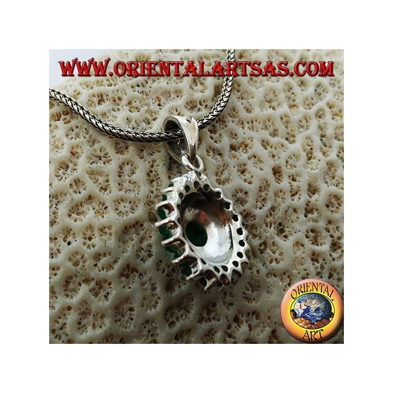 Colgante redondo de plata, con 18 + 1 ágata verde redonda y marcasitas
