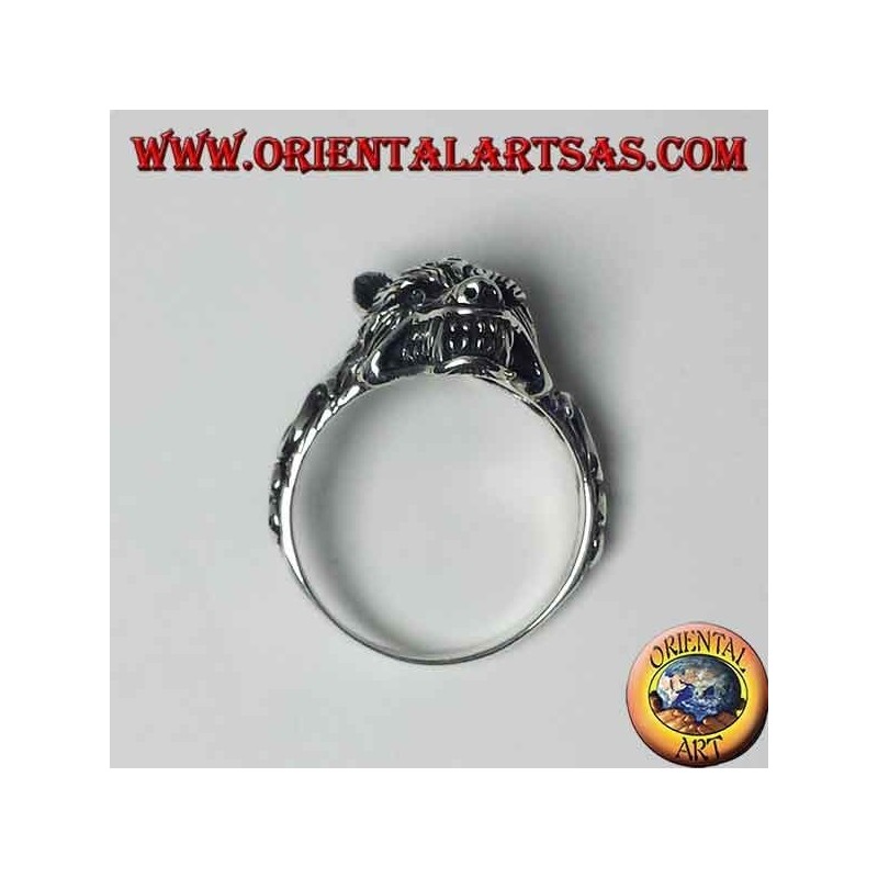 Ring aus 925er Silber mit knurrendem Wolfskopf