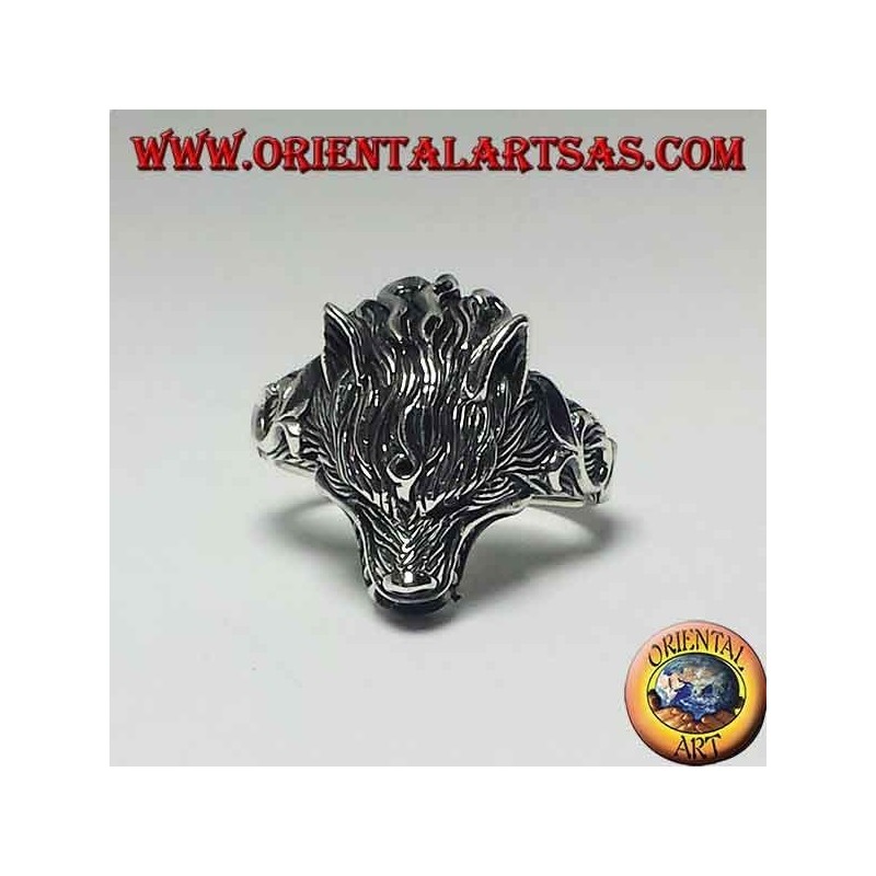 Ring in 925 ‰ silver, with a wolf's head that growls