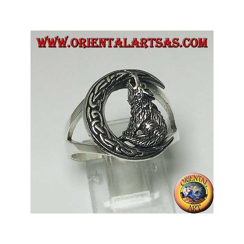 Bague loup en argent hurlant au croissant avec un nœud celtique