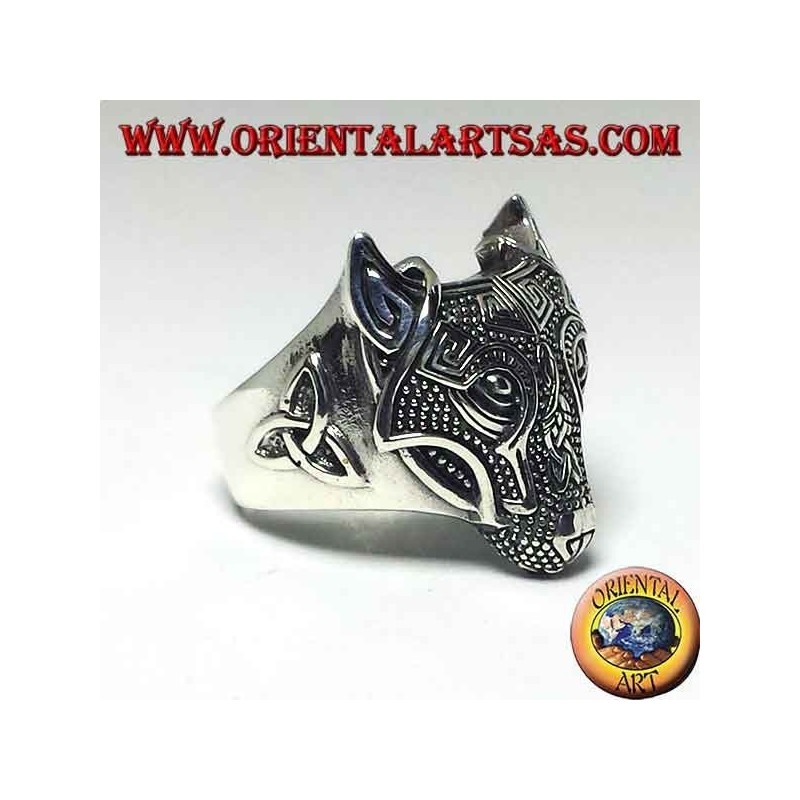 Silver wolf's head ring with Celtic knot