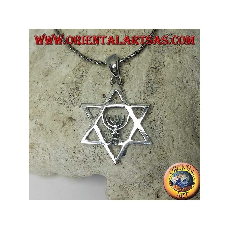 Ciondolo in argento stella di davide con Menorah lampada sacra ebraica all'interno