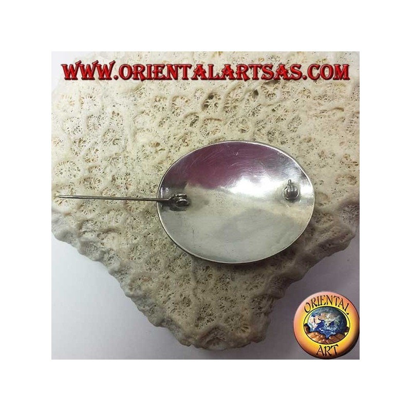 Handmade silver brooch with large oval onyx
