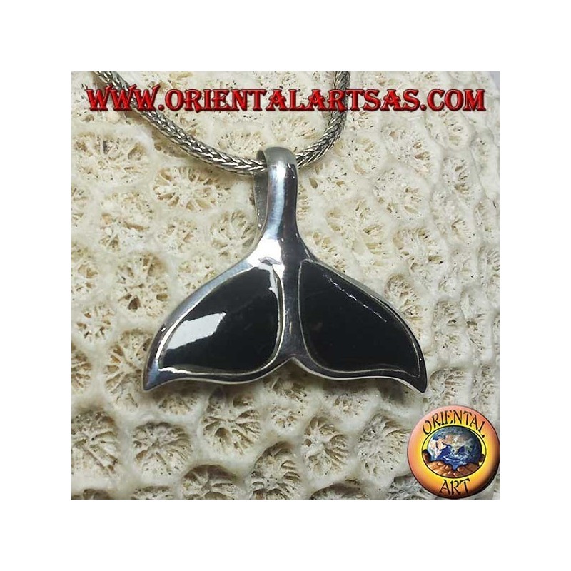 Colgante de plata en forma de cola de ballena con ónice (grande)