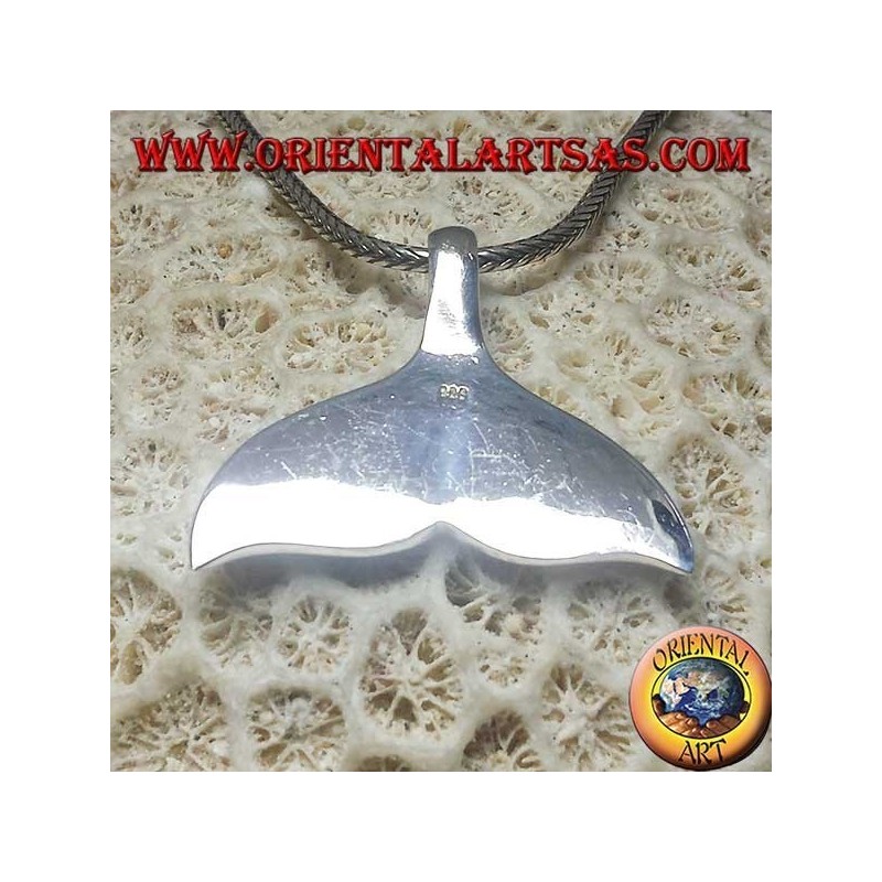 Pendentif en argent en forme de queue de baleine avec onyx (grand)