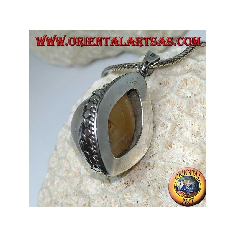 Pendentif en argent avec oeil de Shiva l'agate du troisième oeil