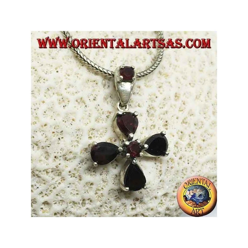 Silver pendant in the shape of a four-leaf clover with drop and round garnets