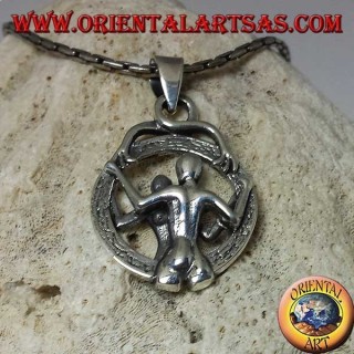 Pendentif en argent, sexe anal dans le cercle avec spectateur
