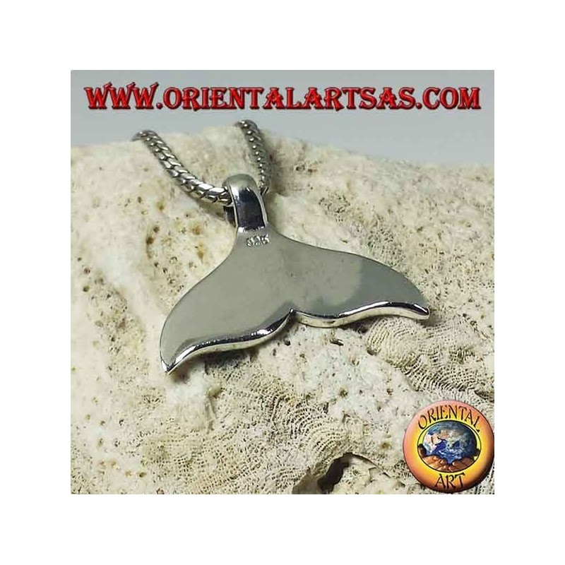 Silver pendant in the shape of a whale tail with flat onyx