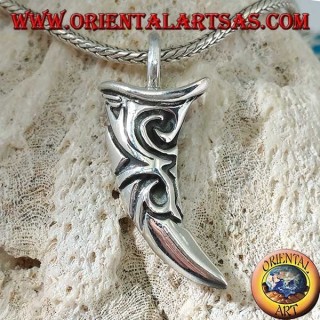 Pendentif en argent en forme d'éléphant incrusté de défense