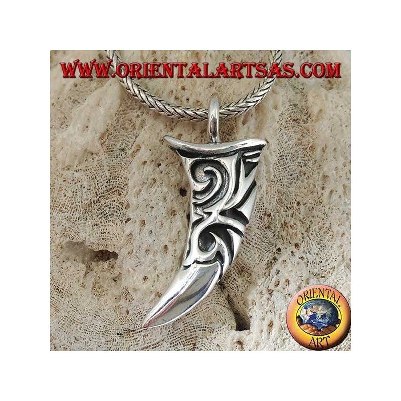 Pendentif en argent en forme d'éléphant incrusté de défense