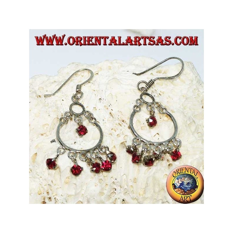 Boucles d'oreilles en argent avec 5 + 1 petits zircons rouges