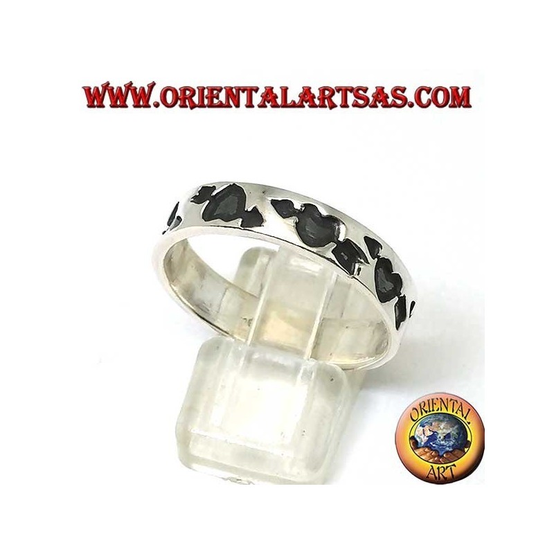 Anello a fedina in argento con cuore infranto (cuore con freccia) incavato