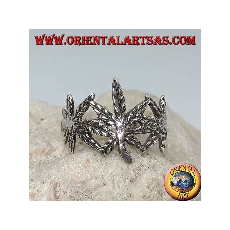 Anillo de plata con 3 hojas de marihuana talladas