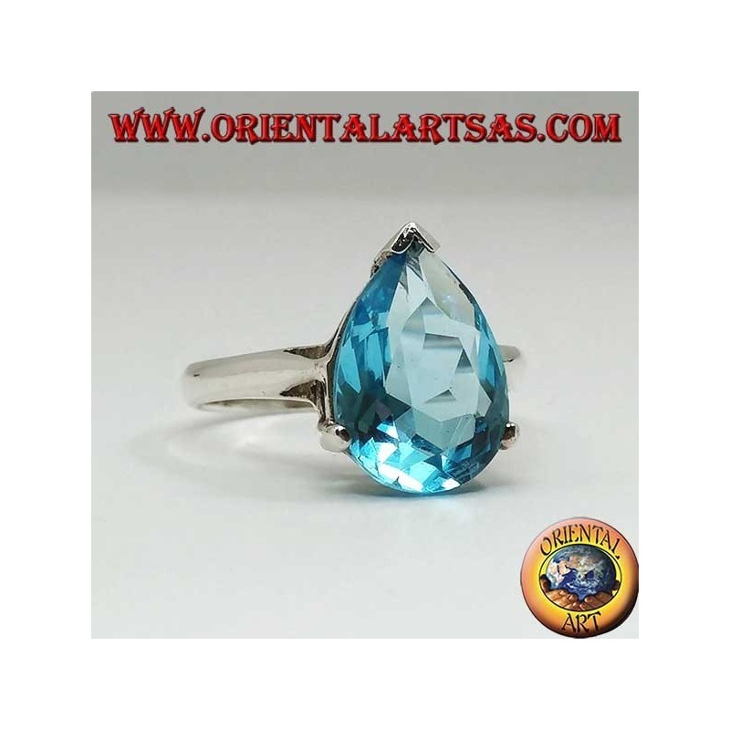 Anello in argento con topazio azzurro a goccia montatura a griffe