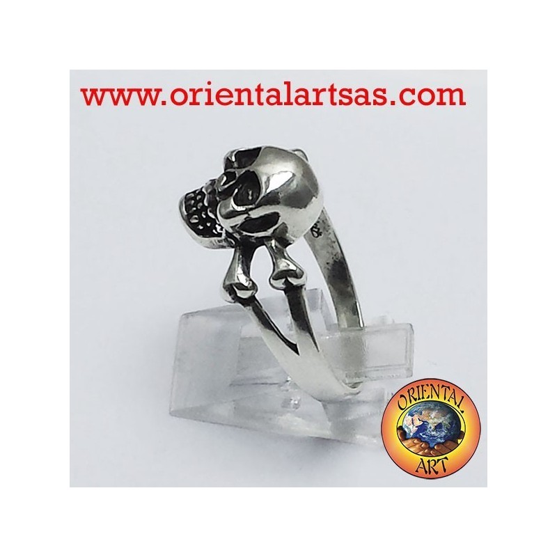 anneau crâne avec des os d'argent