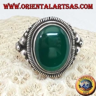 Anello in argento con agata verde ovale a cabochon grande