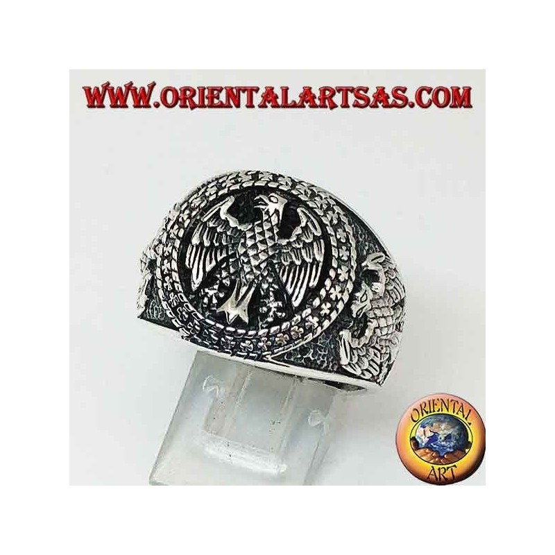 Silver ring with federal bas-relief eagles
