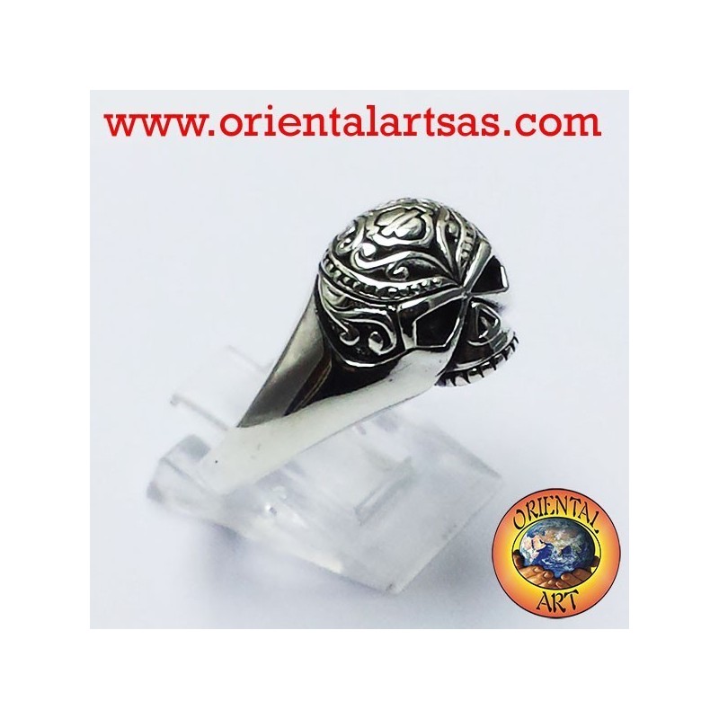 Skull ring tattooed silver